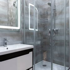 The Top Shower Enclosures Based On Ease of Cleaning