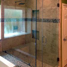 4 Telltale Signs You Need To Get a Shower Door Replacement