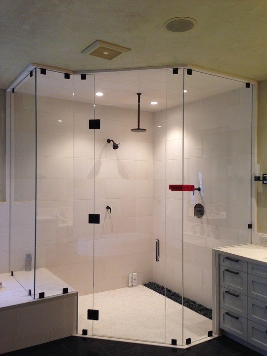 Glass shower enclosure 