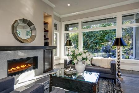 7 Benefits of Glass Tabletop For Your Austin Home