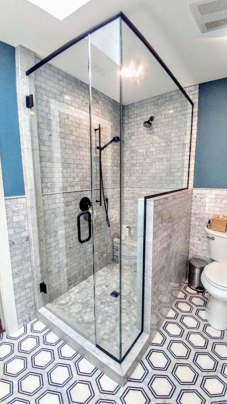 A Guide to Corner Shower Glass Doors