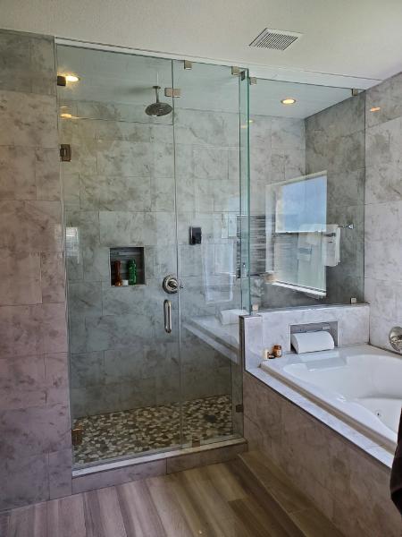 Why Should You Should Choose Frameless Glass Shower Doors?